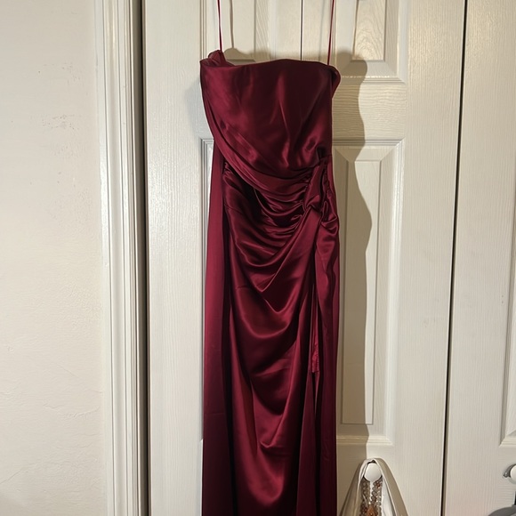 SAU LEE Dress from REVOLVE called “Hera Gown in Boysen Berry” - Picture 2 of 2